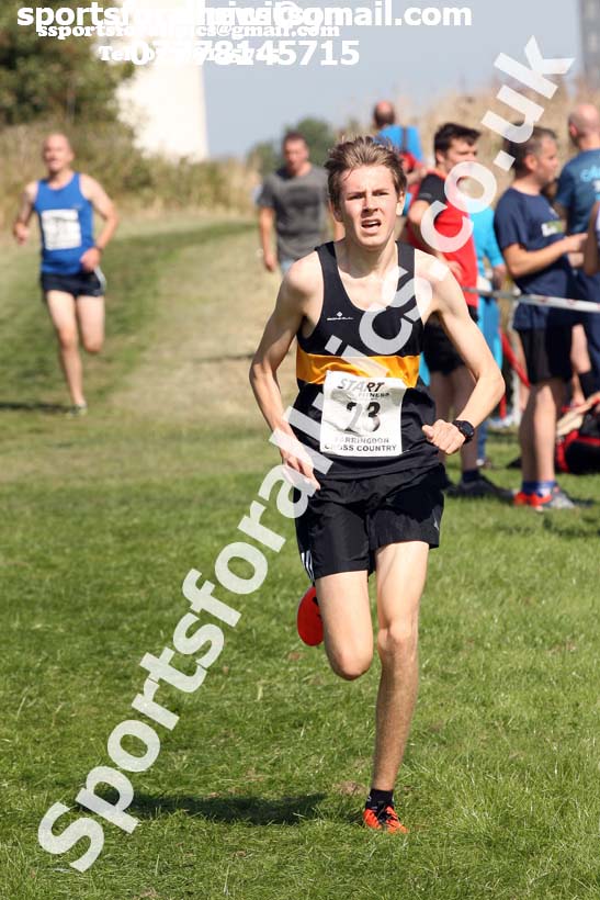 Senior mens and veteran relays, Sunderland Harriers Cross Country Relays, Farringdon, Sunderland . Photo: David T. Hewitson/Sports for All Pics